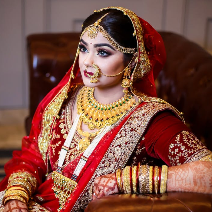 Bridal-_-party-makeup-2-days--£1000